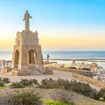 Almeria Centro- Piso Reformado, Exterior, Wifi, A 1 Minuto De Puerta Purchena