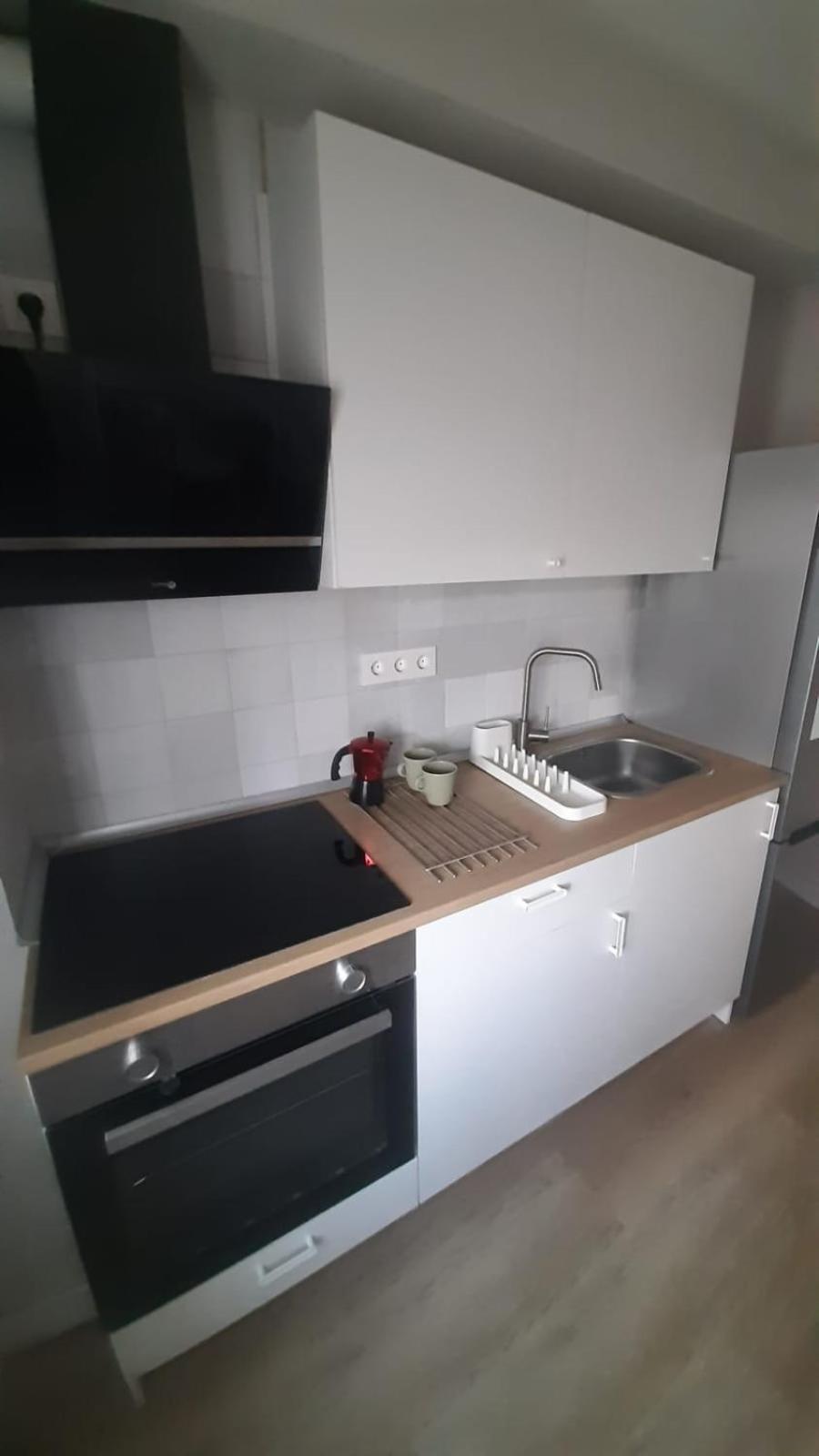 Centro- Piso Reformado, Exterior, Wifi, A 1 Minuto De Puerta Purchena