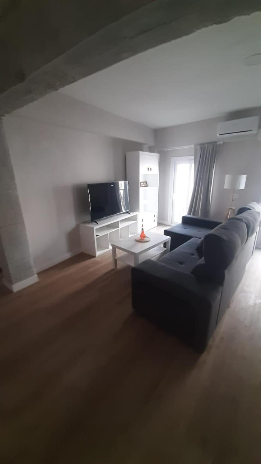 Apartment Centro- Piso Reformado, Exterior, Wifi, A 1 Minuto De Puerta Purchena Almería