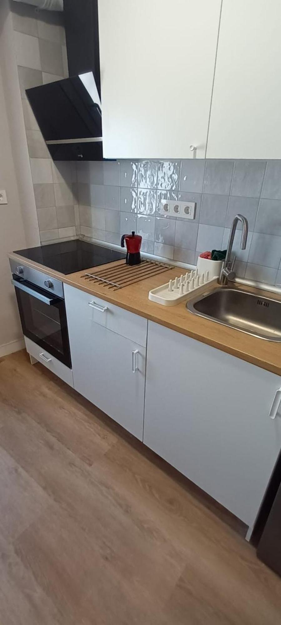 Centro- Piso Reformado, Exterior, Wifi, A 1 Minuto De Puerta Purchena * Almería